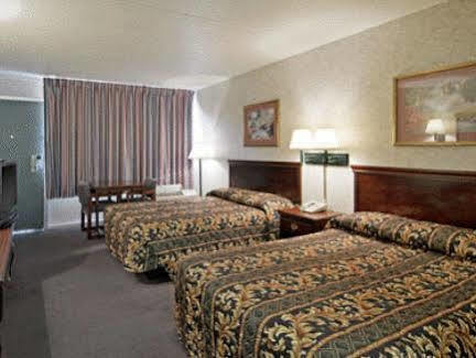 America'S Best Value Inn & Suites - Memphis/Graceland Exterior photo